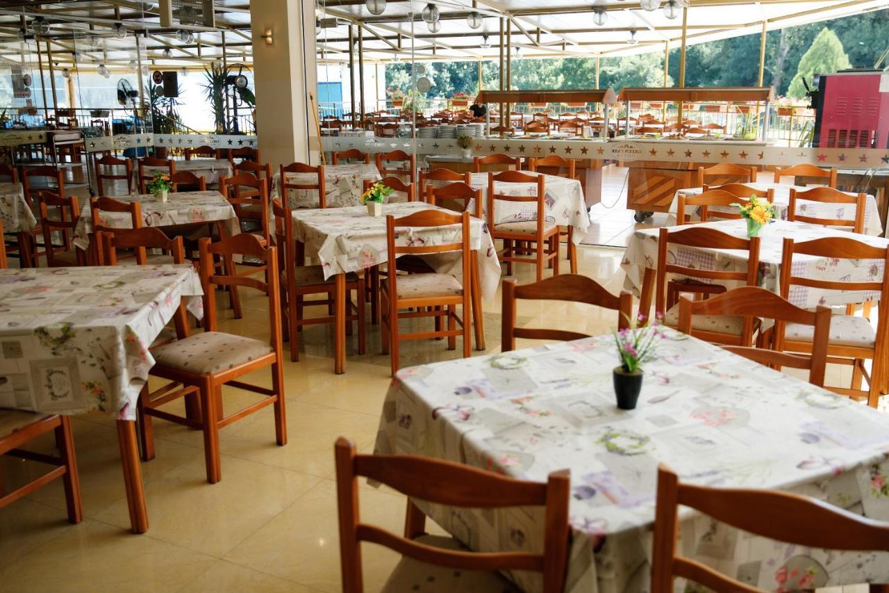 Hotel Green Park Kiten  Bagian luar foto