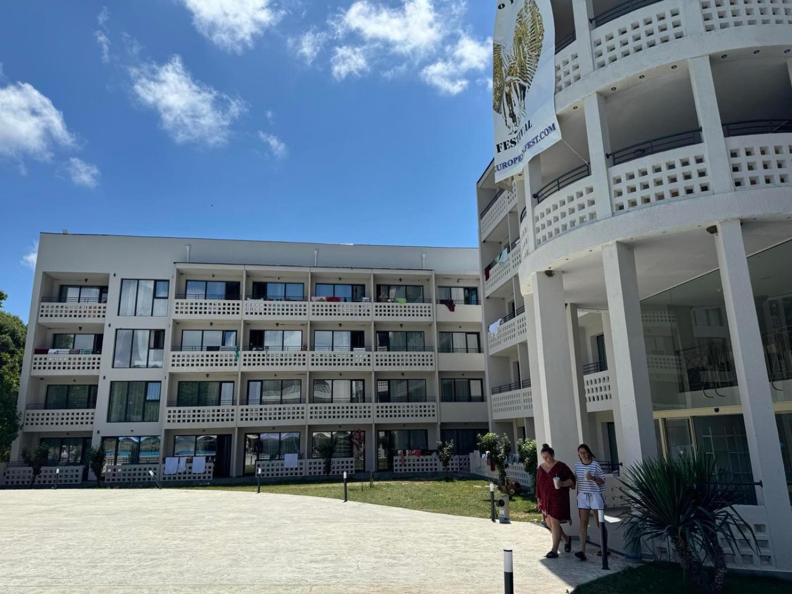 Hotel Green Park Kiten  Bagian luar foto